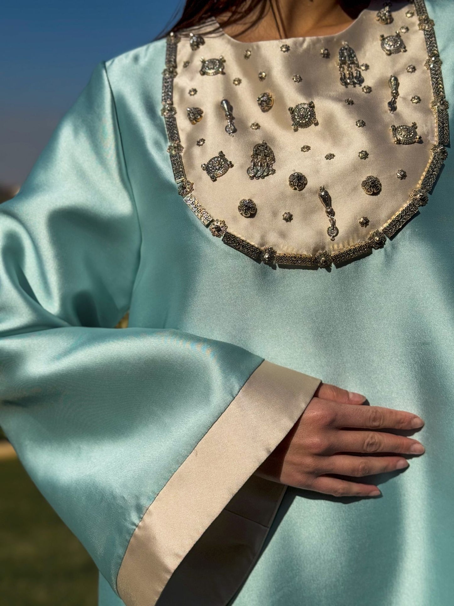 CONTRAST NECKLINE GOWN