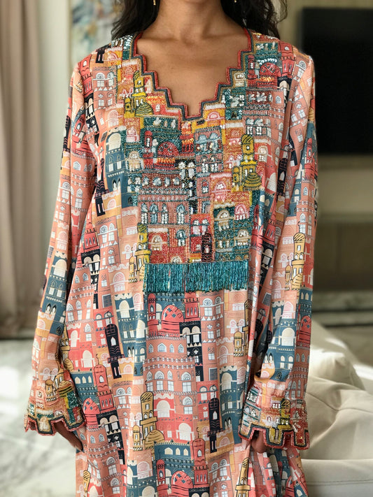 EMBELLISHED NECKLINE MUKHAWAR - ARCHITECTURE