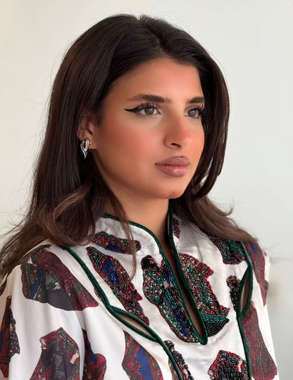 EMBELLISHED NECKLINE MUKHAWAR - FIGURES