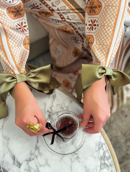 EMBELLISHED NECKLINE MUKHAWAR - MOTIFS