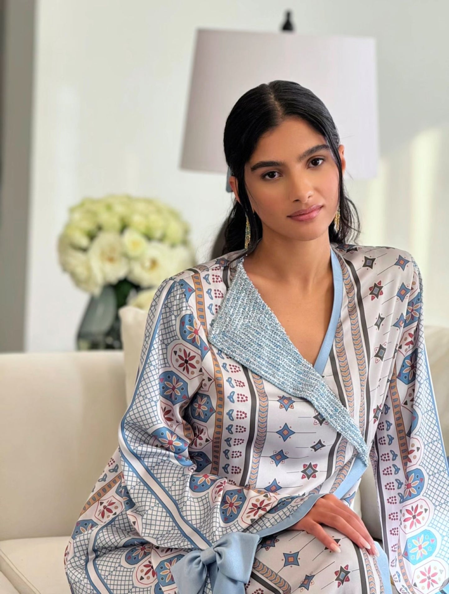 EMBELLISHED NECKLINE MUKHAWAR - MOTIFS