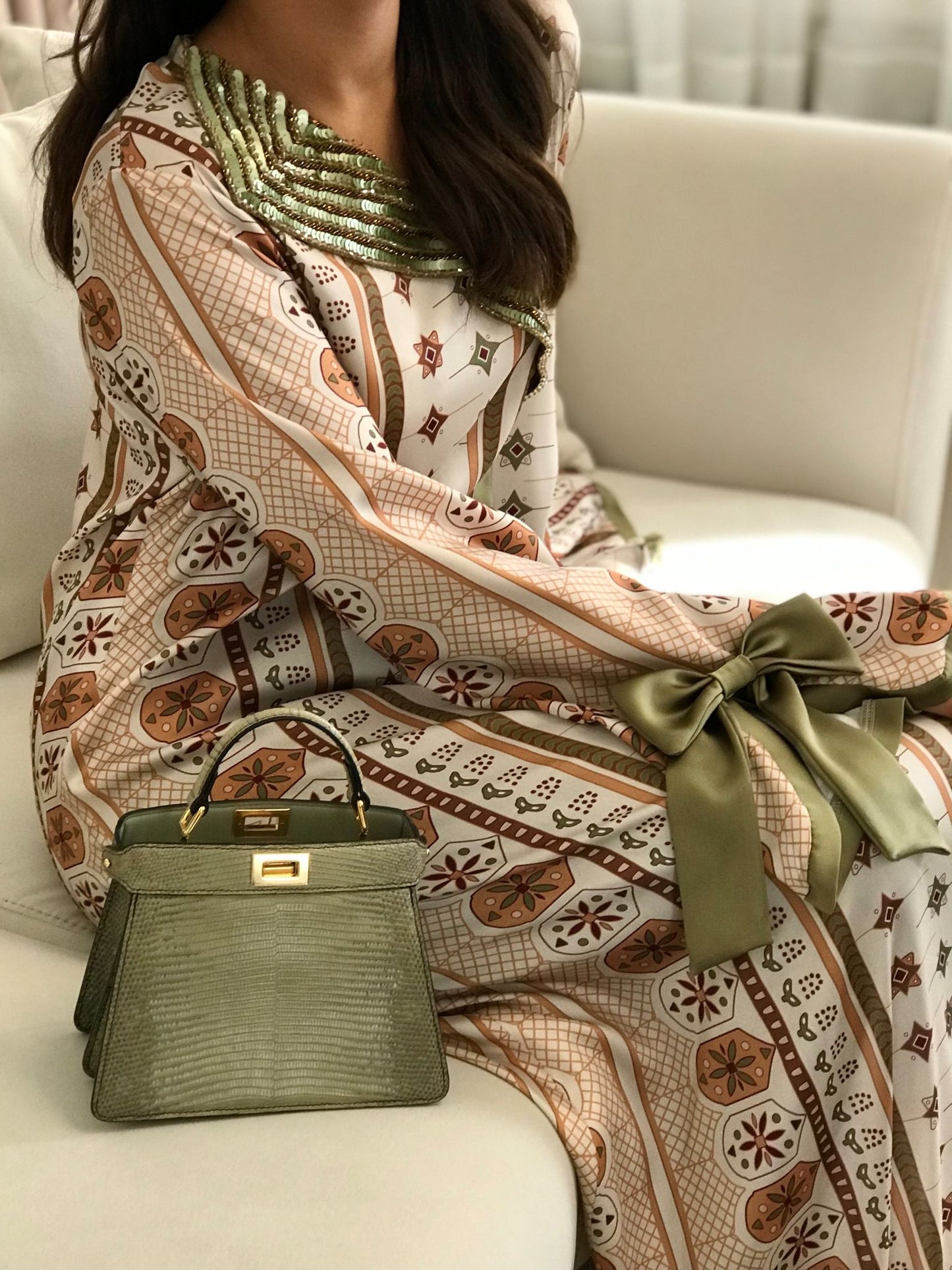 EMBELLISHED NECKLINE MUKHAWAR - MOTIFS
