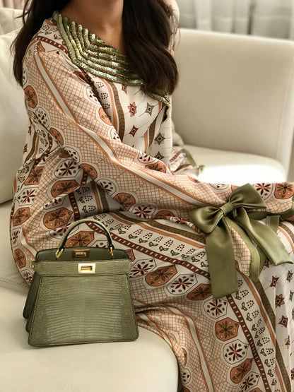 EMBELLISHED NECKLINE MUKHAWAR - MOTIFS