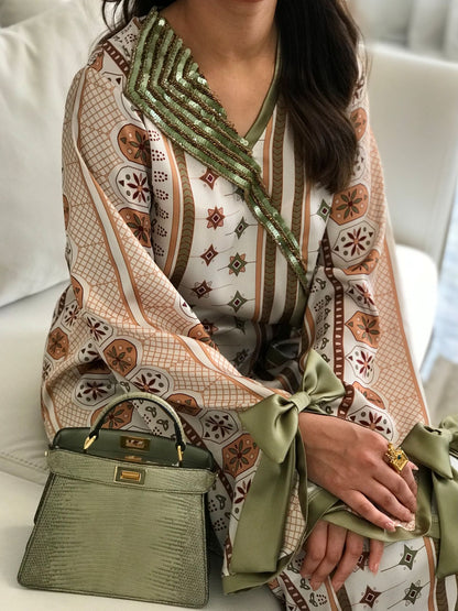 EMBELLISHED NECKLINE MUKHAWAR - MOTIFS