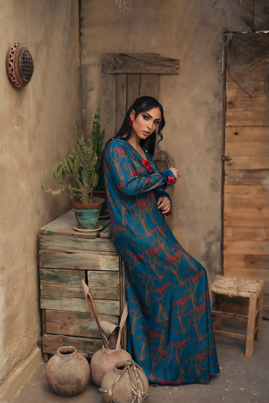 EMBELLISHED NECKLINE MUKHAWAR - SOCOTRA