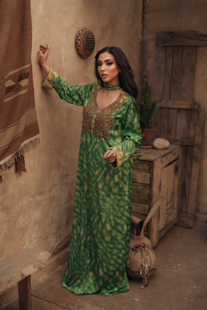 EMBELLISHED NECKLINE MUKHAWAR - LIZARD