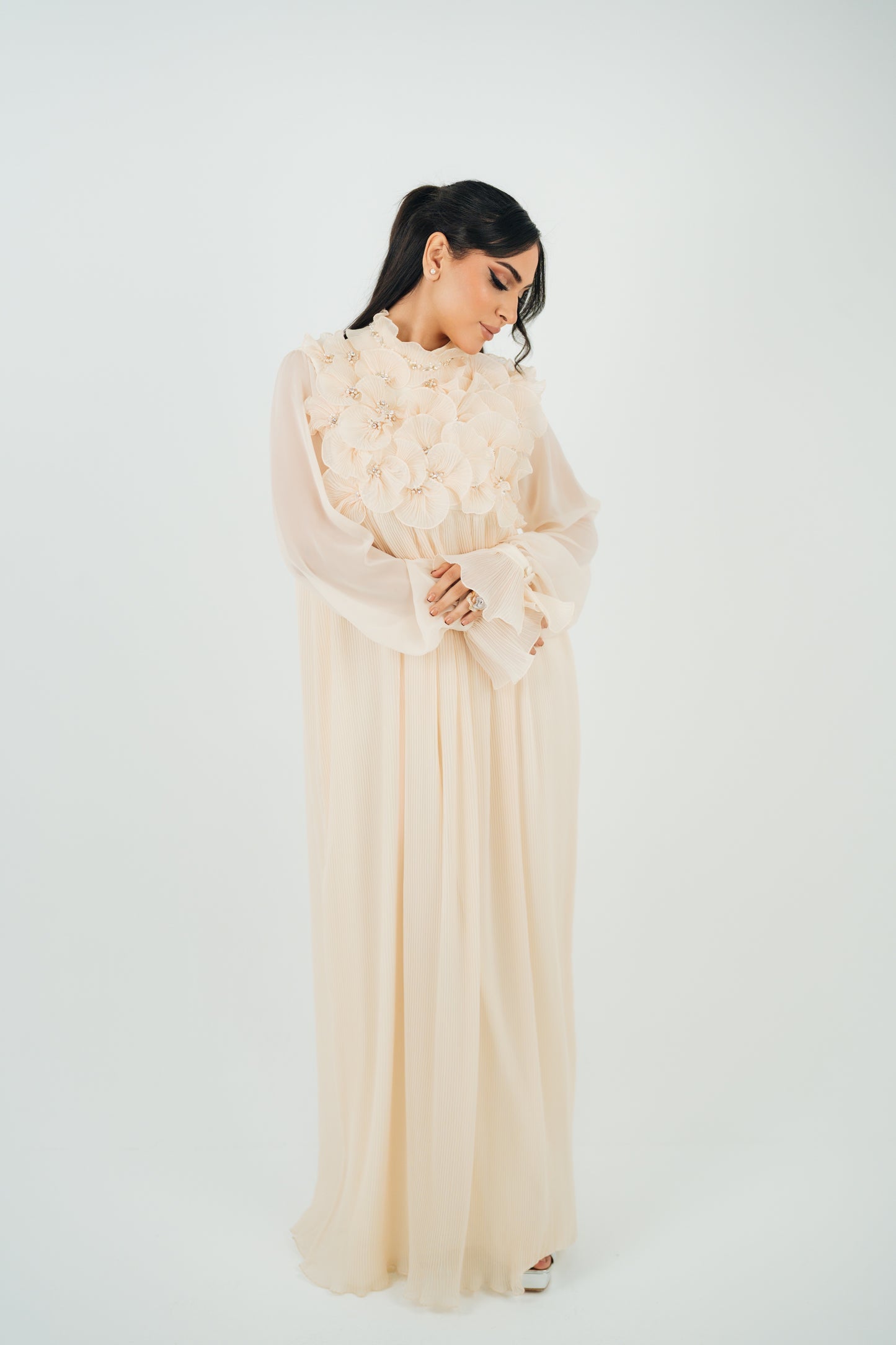 3D FLOWERS PLEATED GOWN