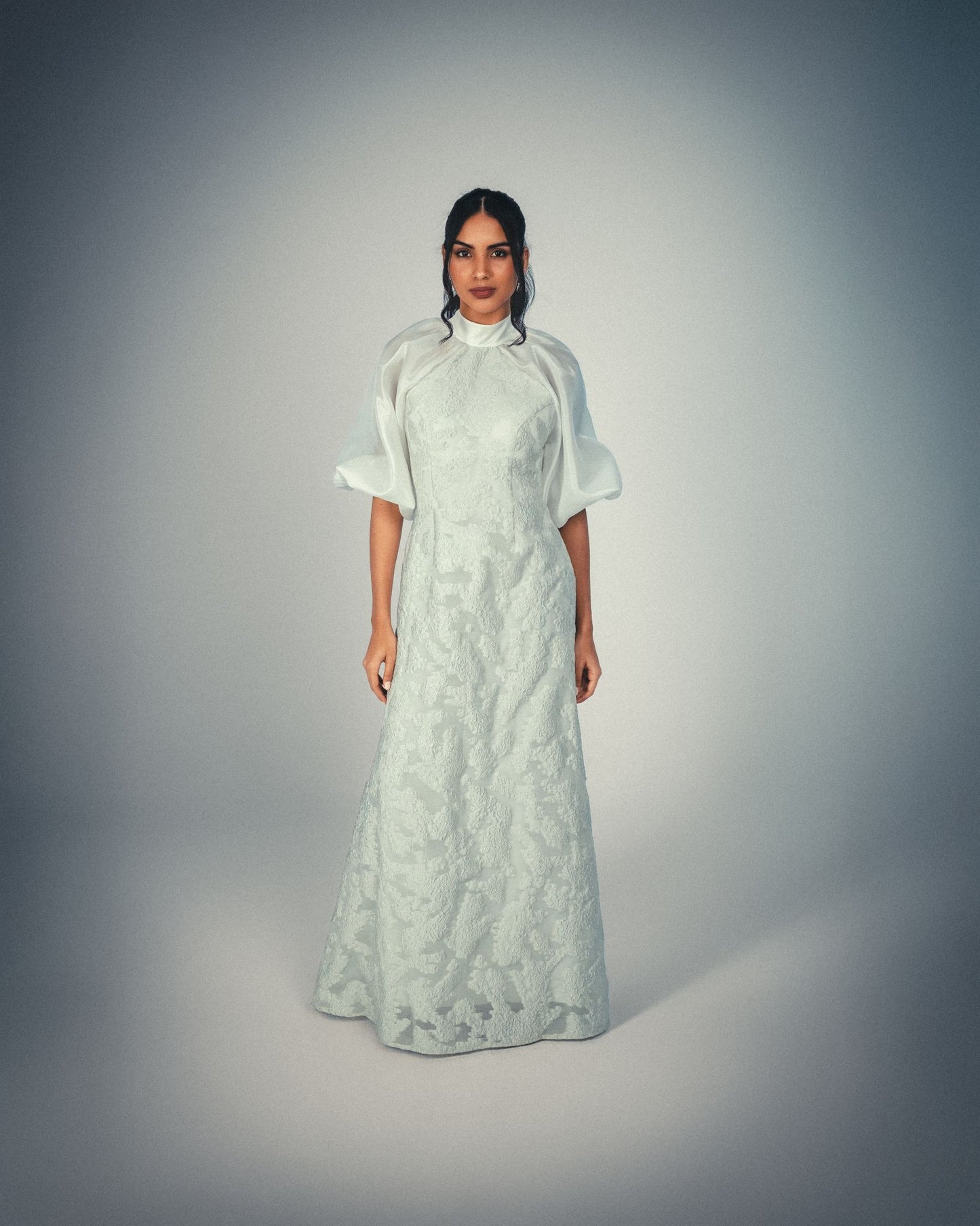 PUFFY CONTRAST SLEEVES DRESS