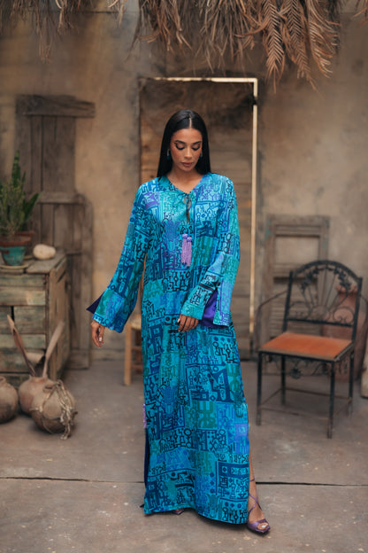 V NECKLINE MUKHAWAR - KHAT AL MUSNAD