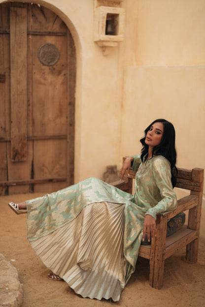 CONTRAST PLEATS V NECKLINE GOWN