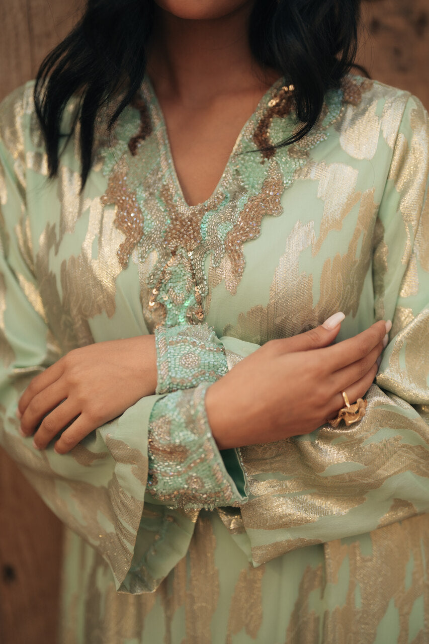 CONTRAST PLEATS V NECKLINE GOWN