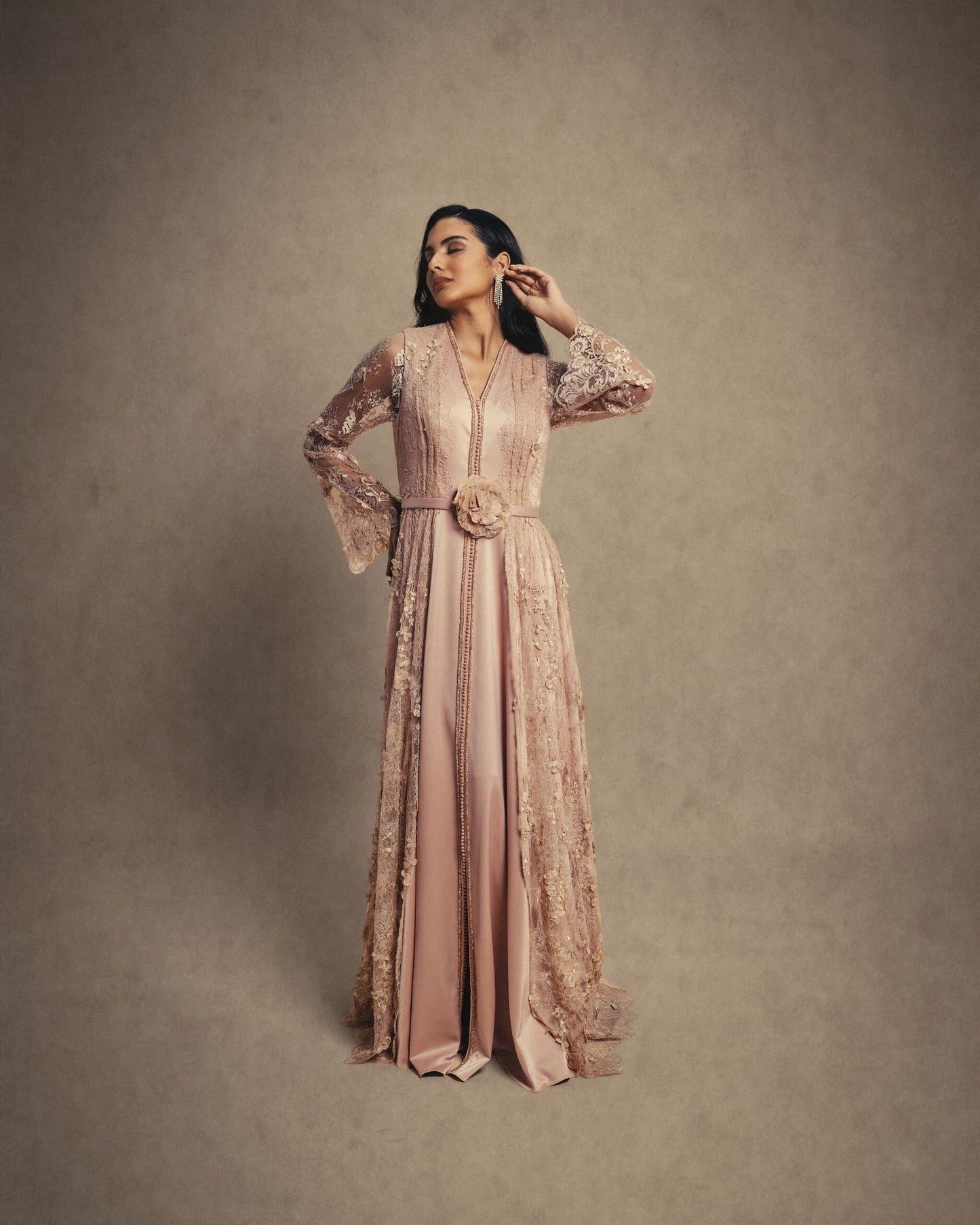 LACE PANELS KAFTAN