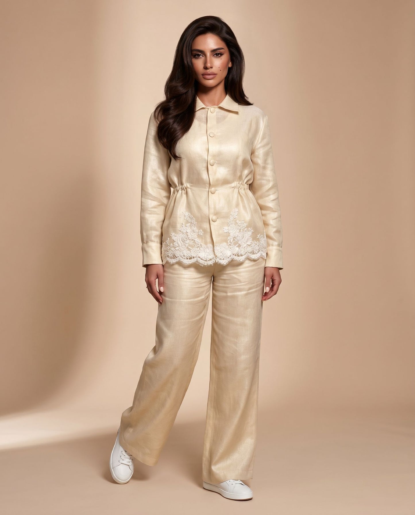 Lumière Dentelle Linen Set